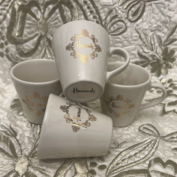 Harrods - porcelain set of 4 espresso cups - NWOT - Picture 2 of 3